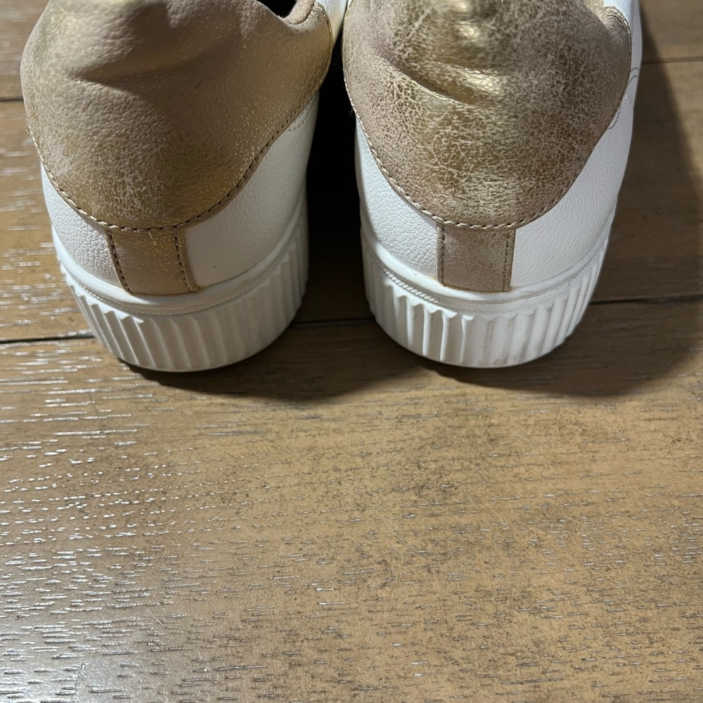 Soul Naturalizer White Sneakers - Picture 4 of 7